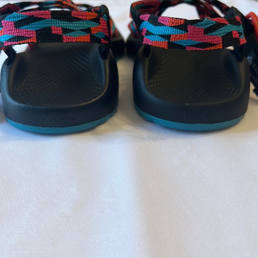 ⭐️ Chaco Sandals - Picture 4 of 10